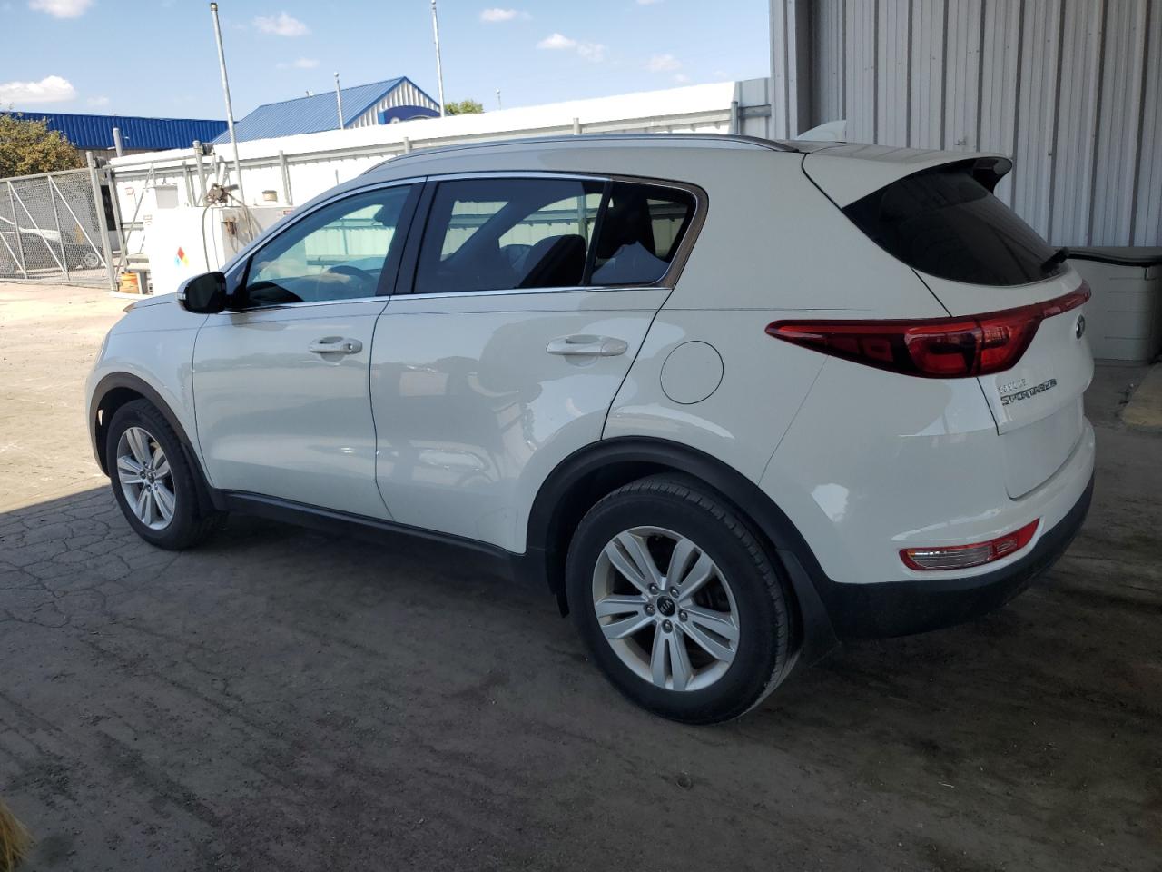 KIA SPORTAGE LX