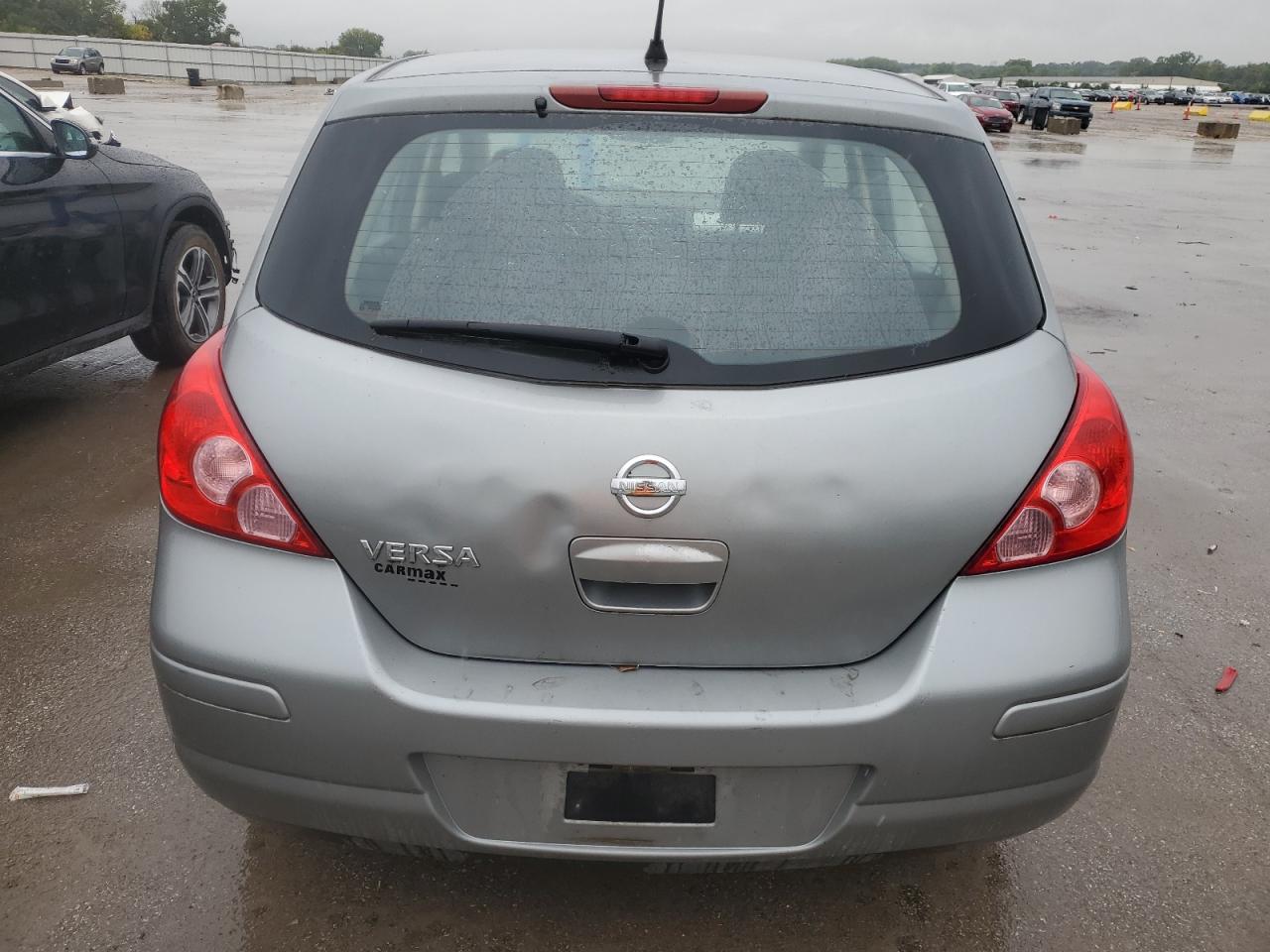 NISSAN VERSA S
