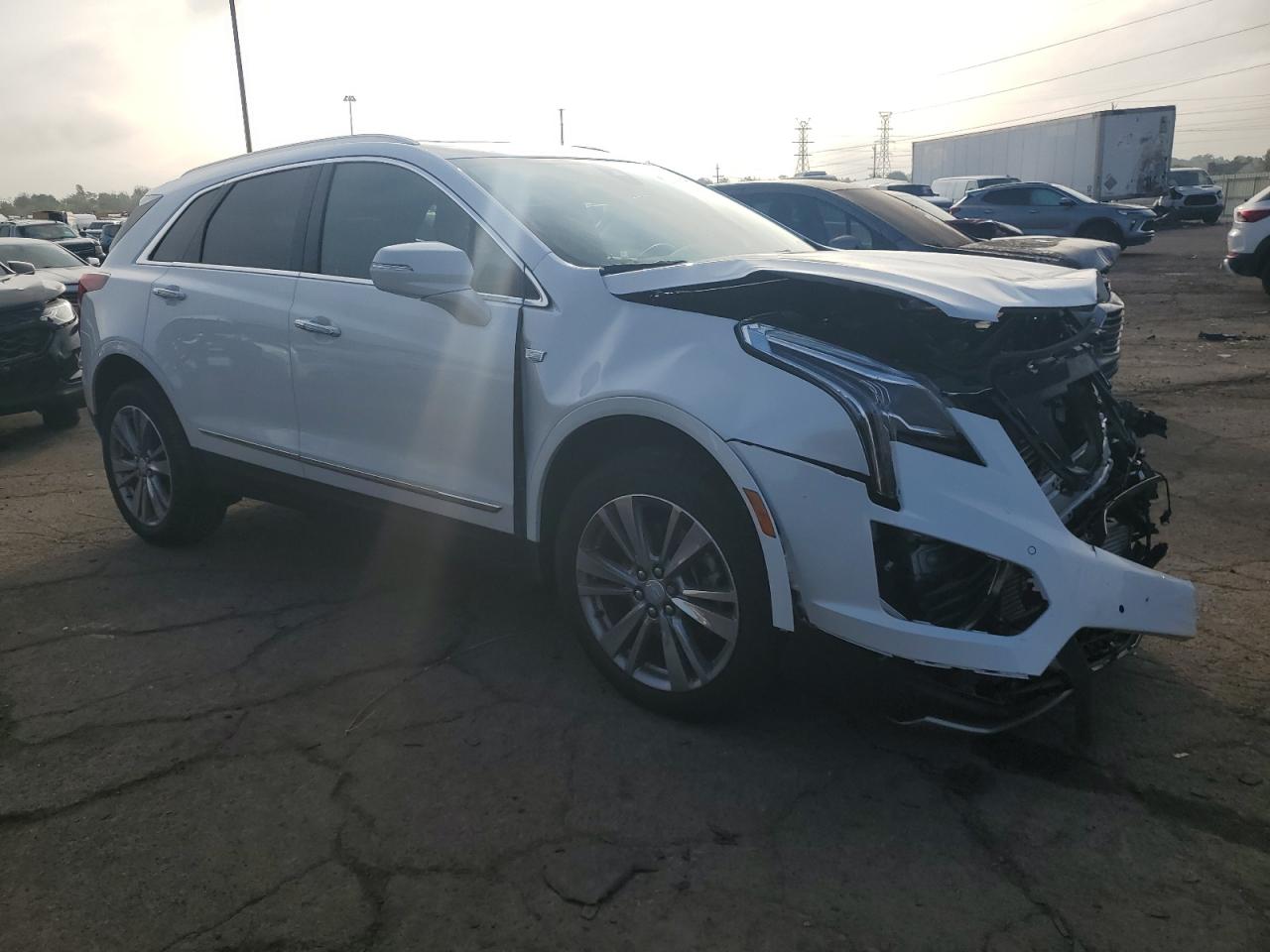 CADILLAC XT5 PREMIUM LUXURY
