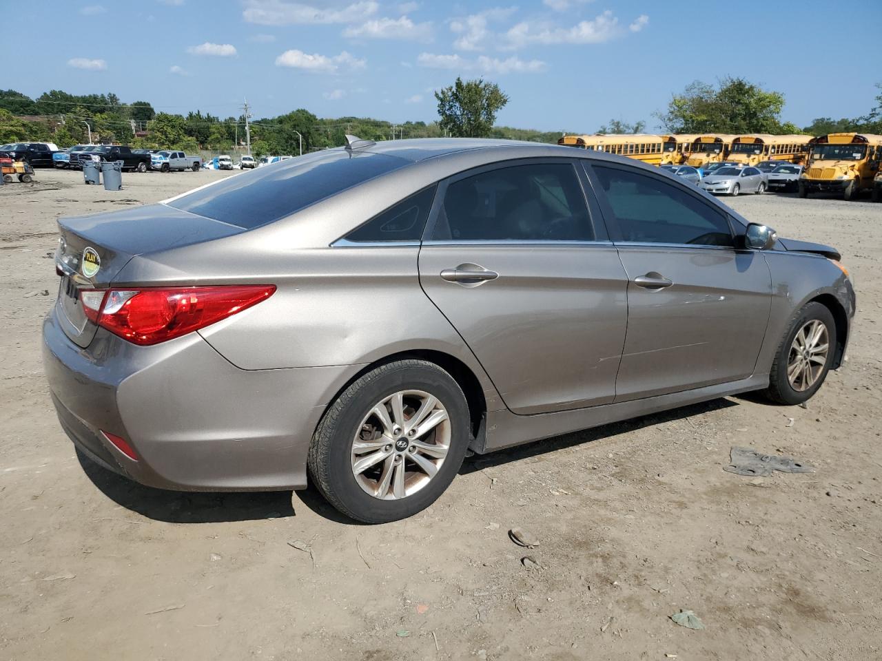 HYUNDAI SONATA GLS