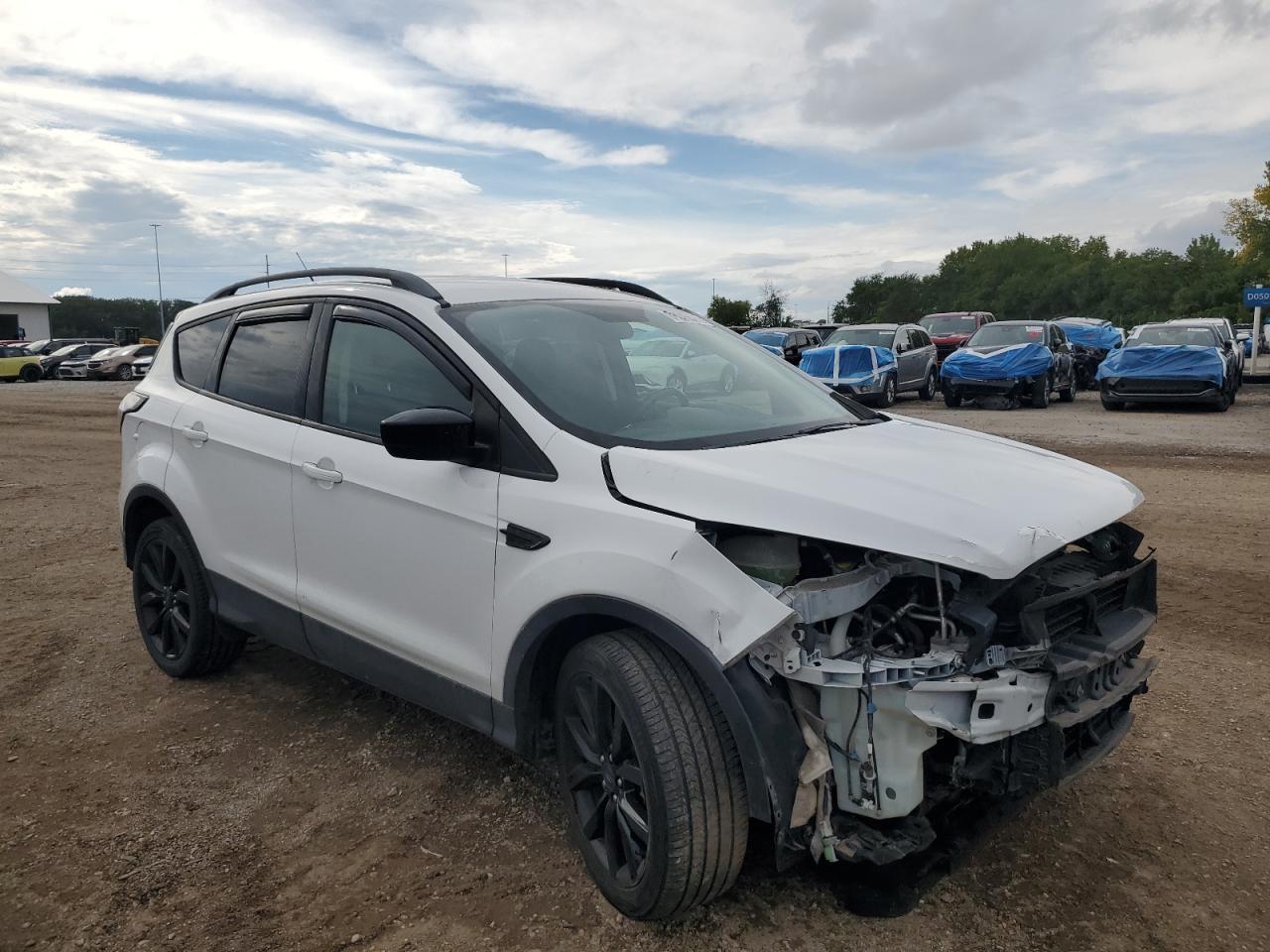 FORD ESCAPE SE