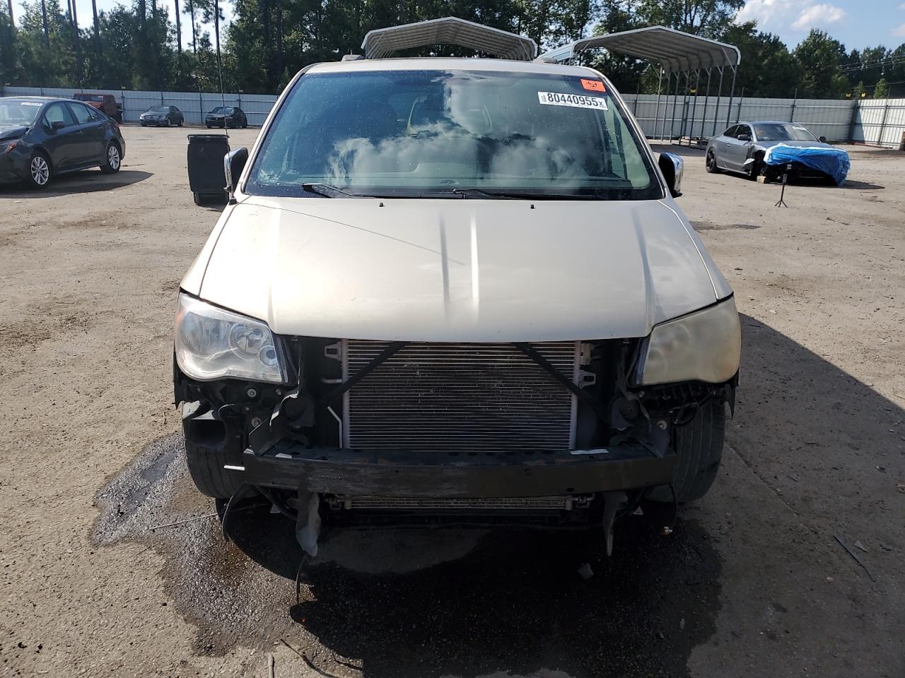 CHRYSLER TOWN & COUNTRY TOURING L