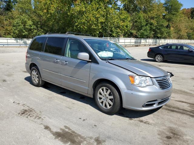 2016 CHRYSLER TOWN & COU 2C4RC1BG0GR128625