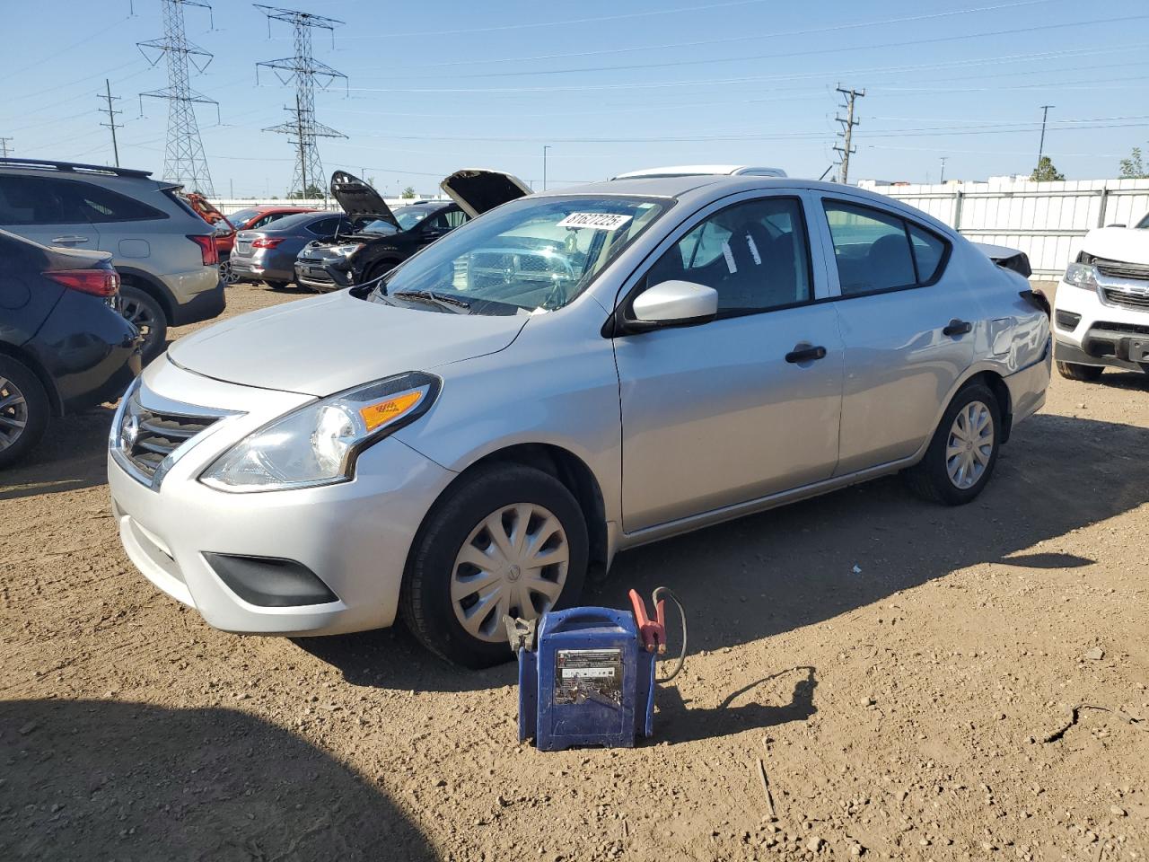NISSAN VERSA S