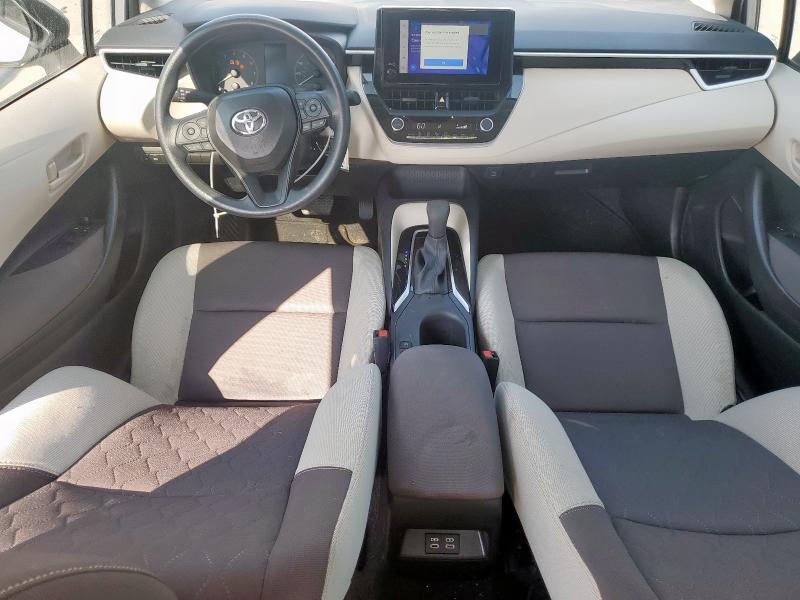 2025 TOYOTA COROLLA LE 5YFB4MDE4SP298314