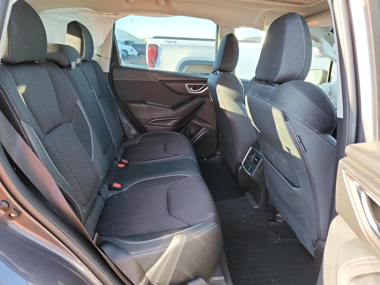 SUBARU FORESTER PREMIUM