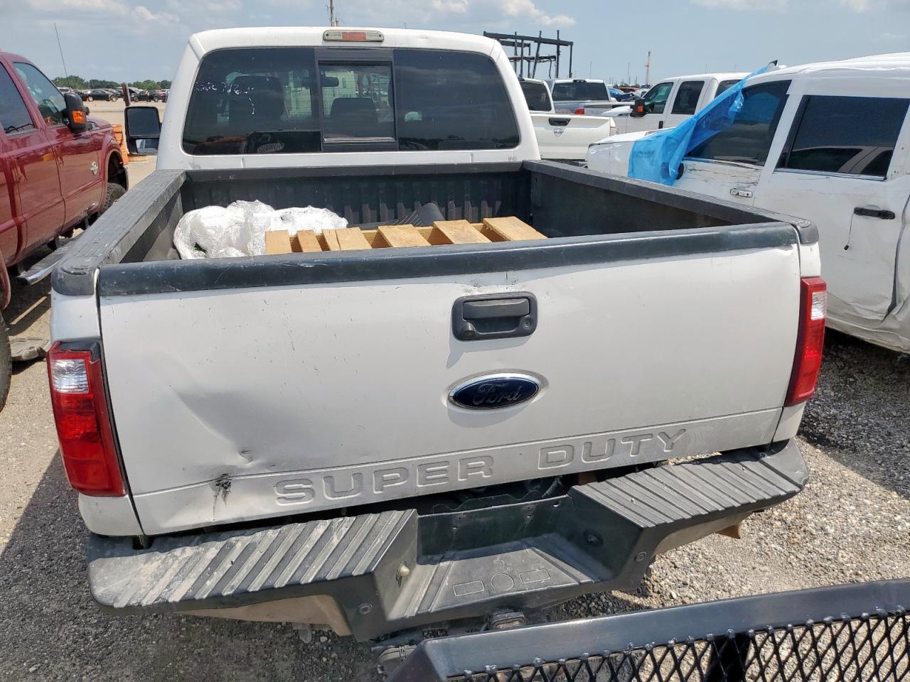 FORD F-250 SUPER DUTY