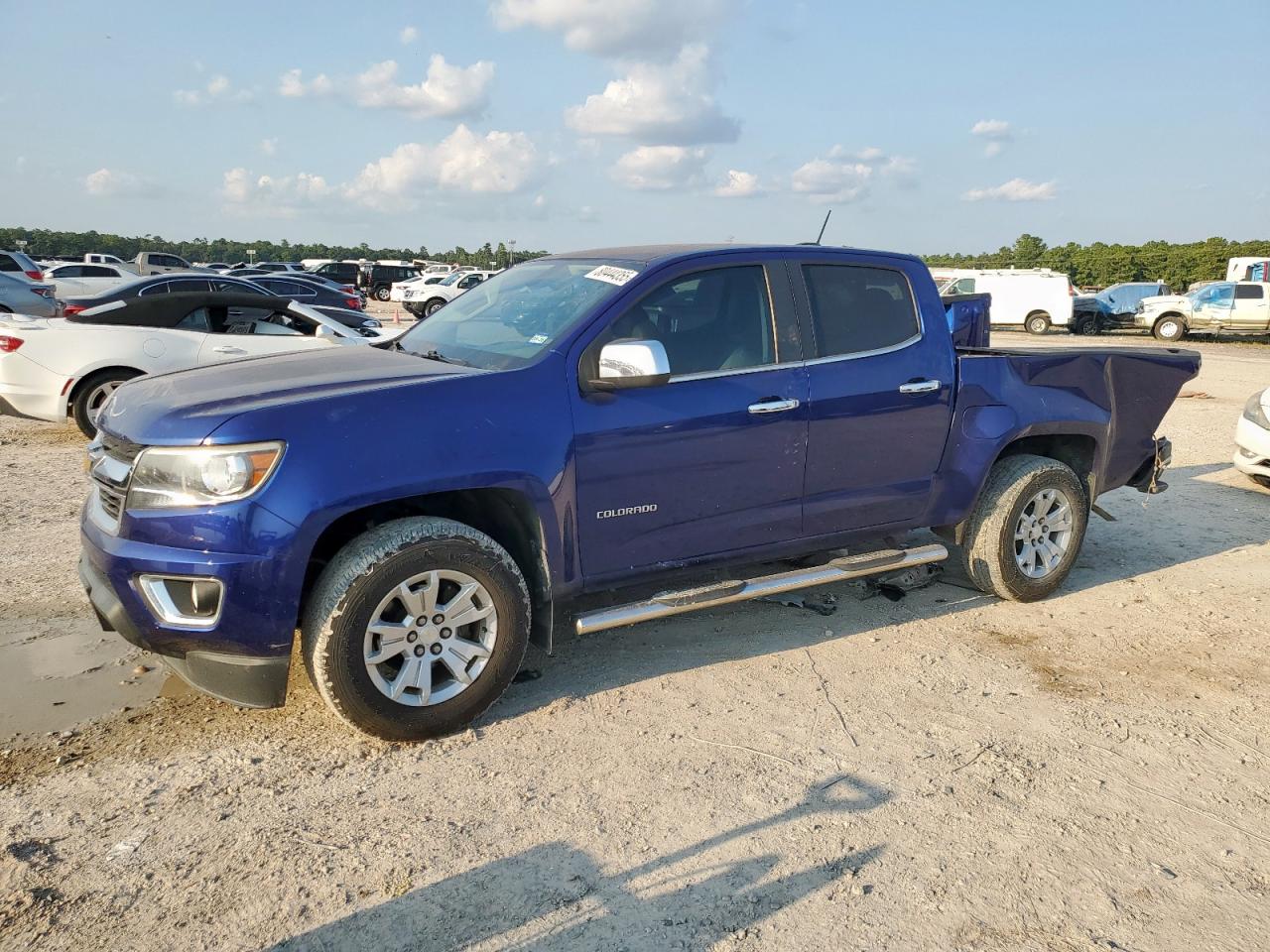 CHEVROLET COLORADO LT