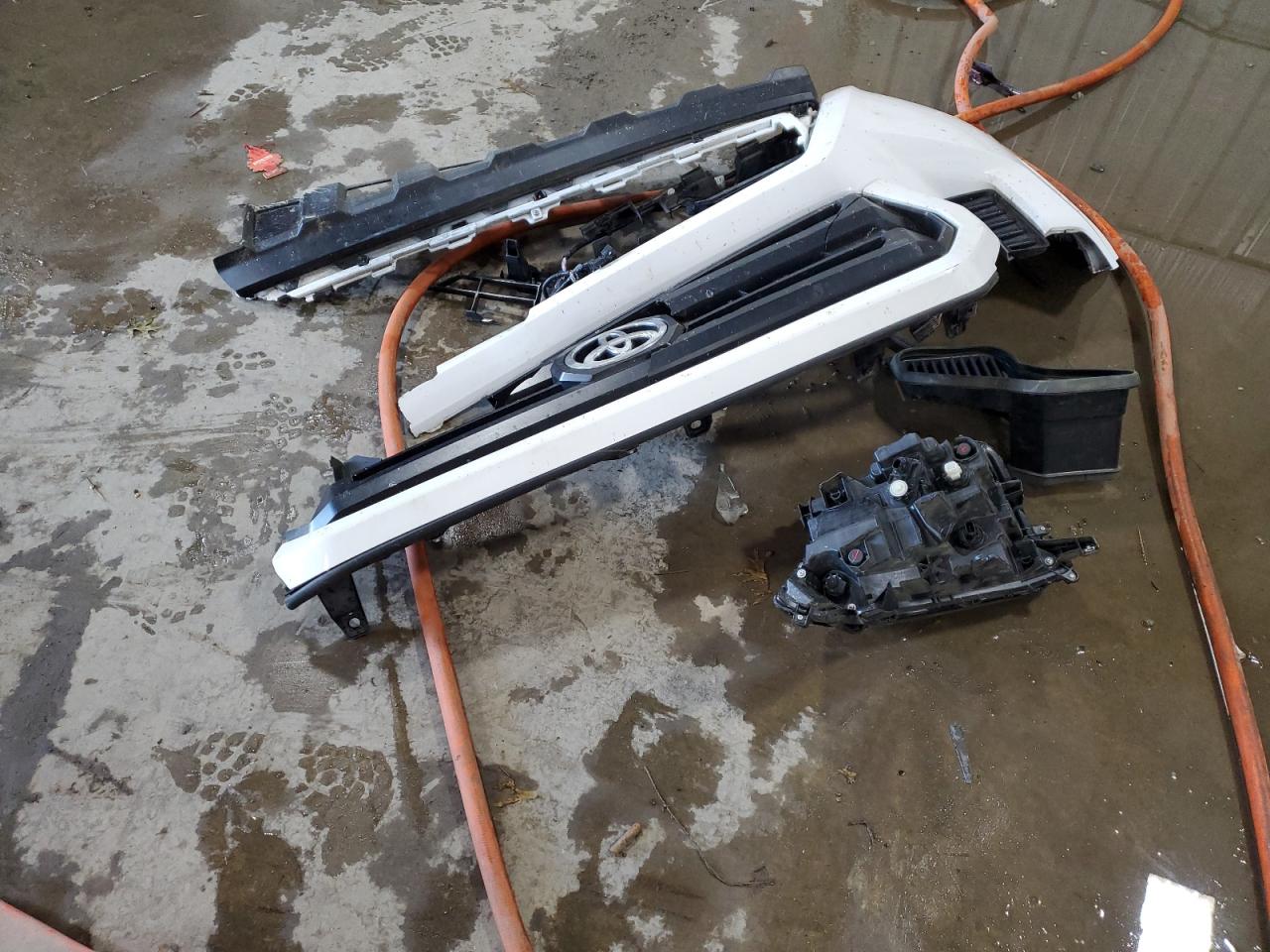 TOYOTA TACOMA DOUBLE CAB