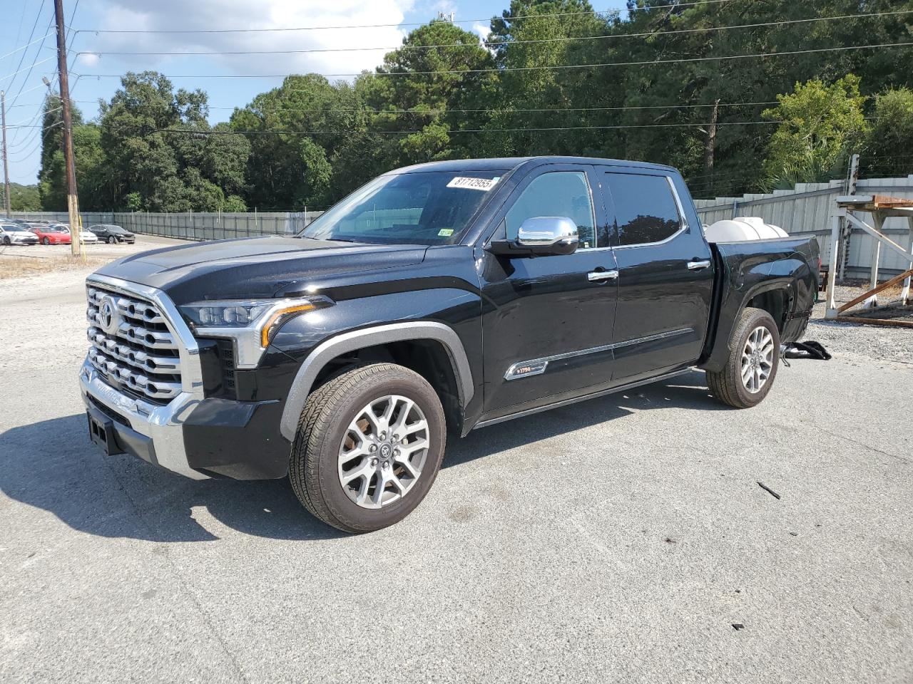 TOYOTA TUNDRA CREWMAX PLATINUM