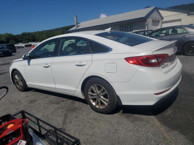 2015 HYUNDAI SONATA SE 5NPE24AF9FH210960