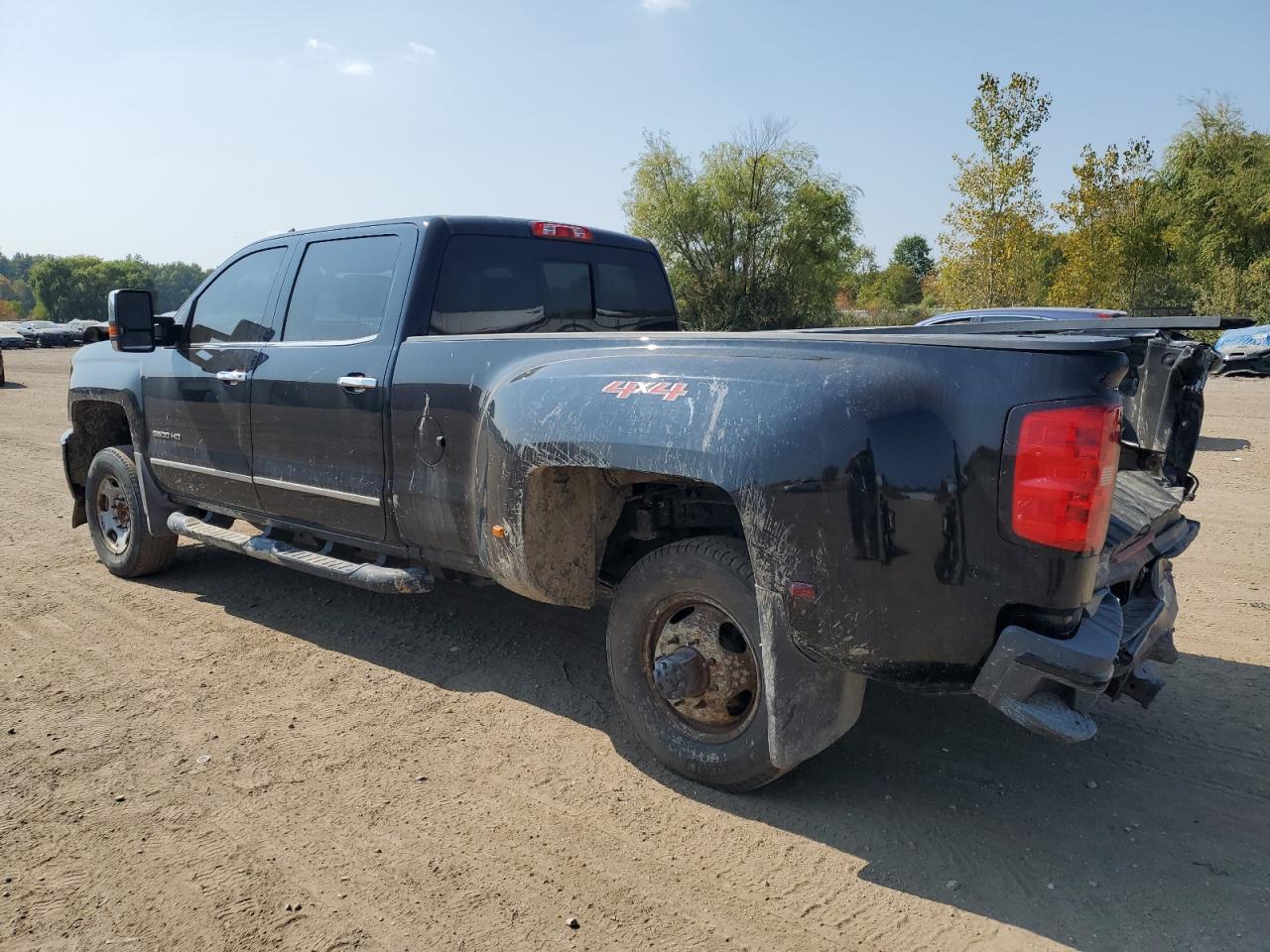 CHEVROLET SILVERADO K3500 LTZ