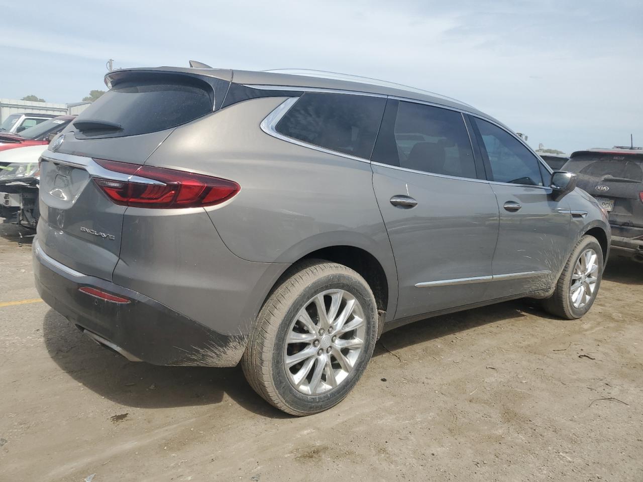 BUICK ENCLAVE ESSENCE