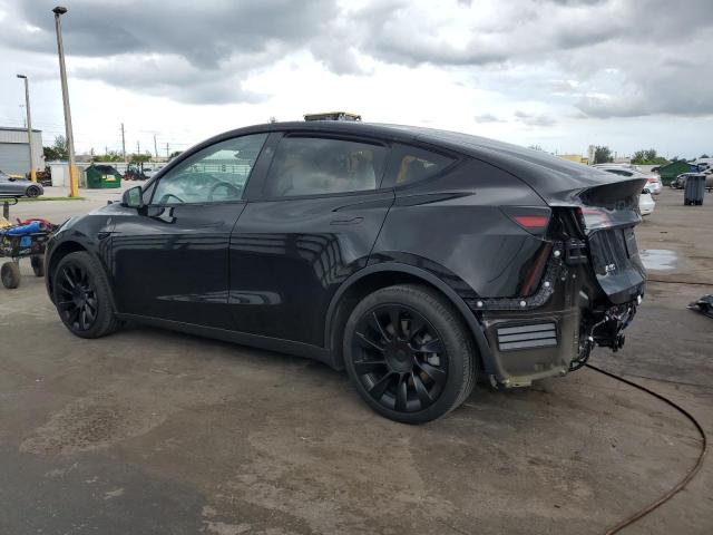 2024 TESLA MODEL Y 7SAYGDEEXRA220836