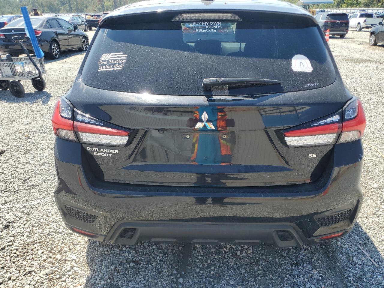 MITSUBISHI OUTLANDER ES