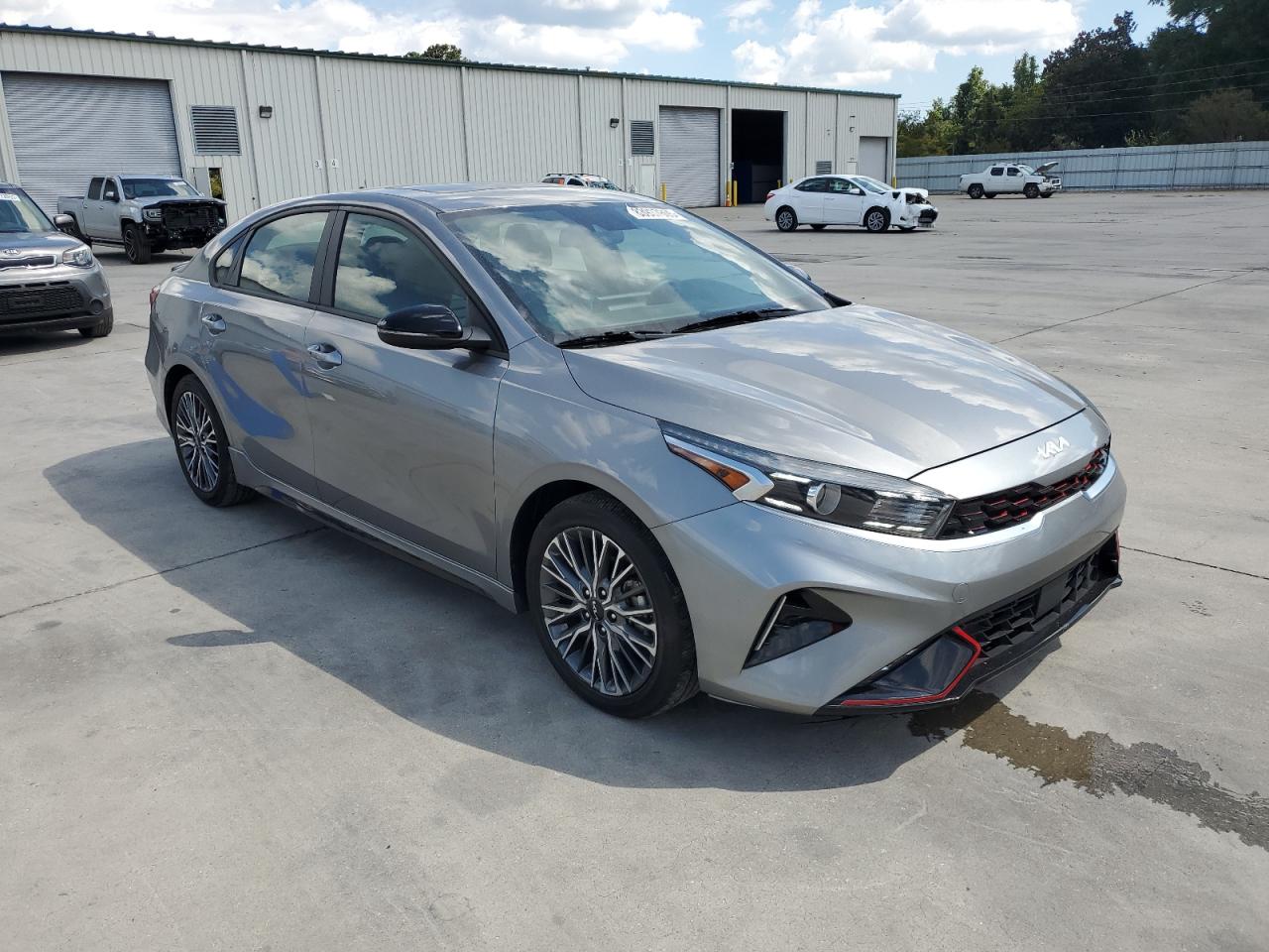 KIA FORTE GT LINE