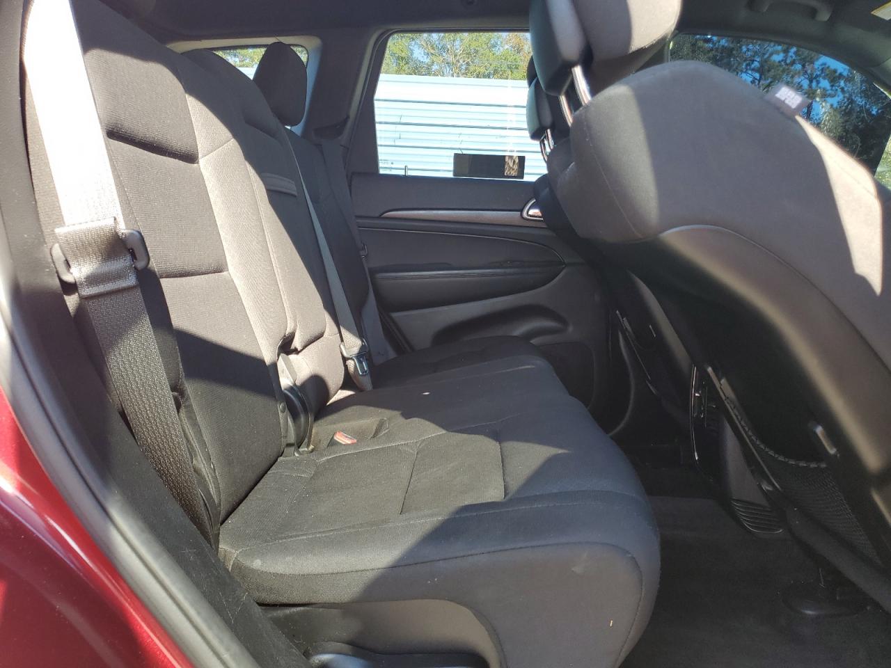 JEEP GRAND CHEROKEE LAREDO