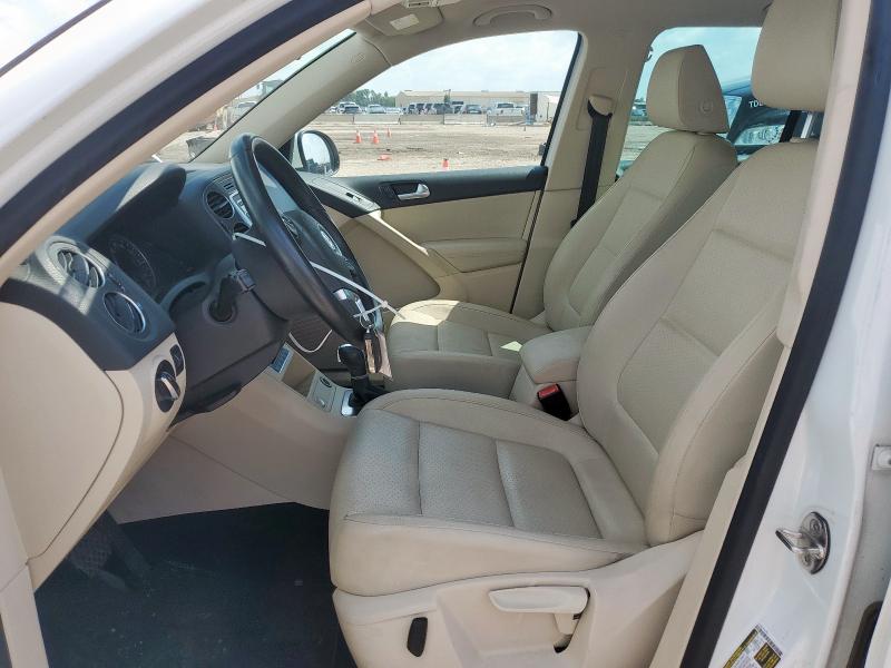 2014 VOLKSWAGEN TIGUAN S - WVGAV3AX3EW621266