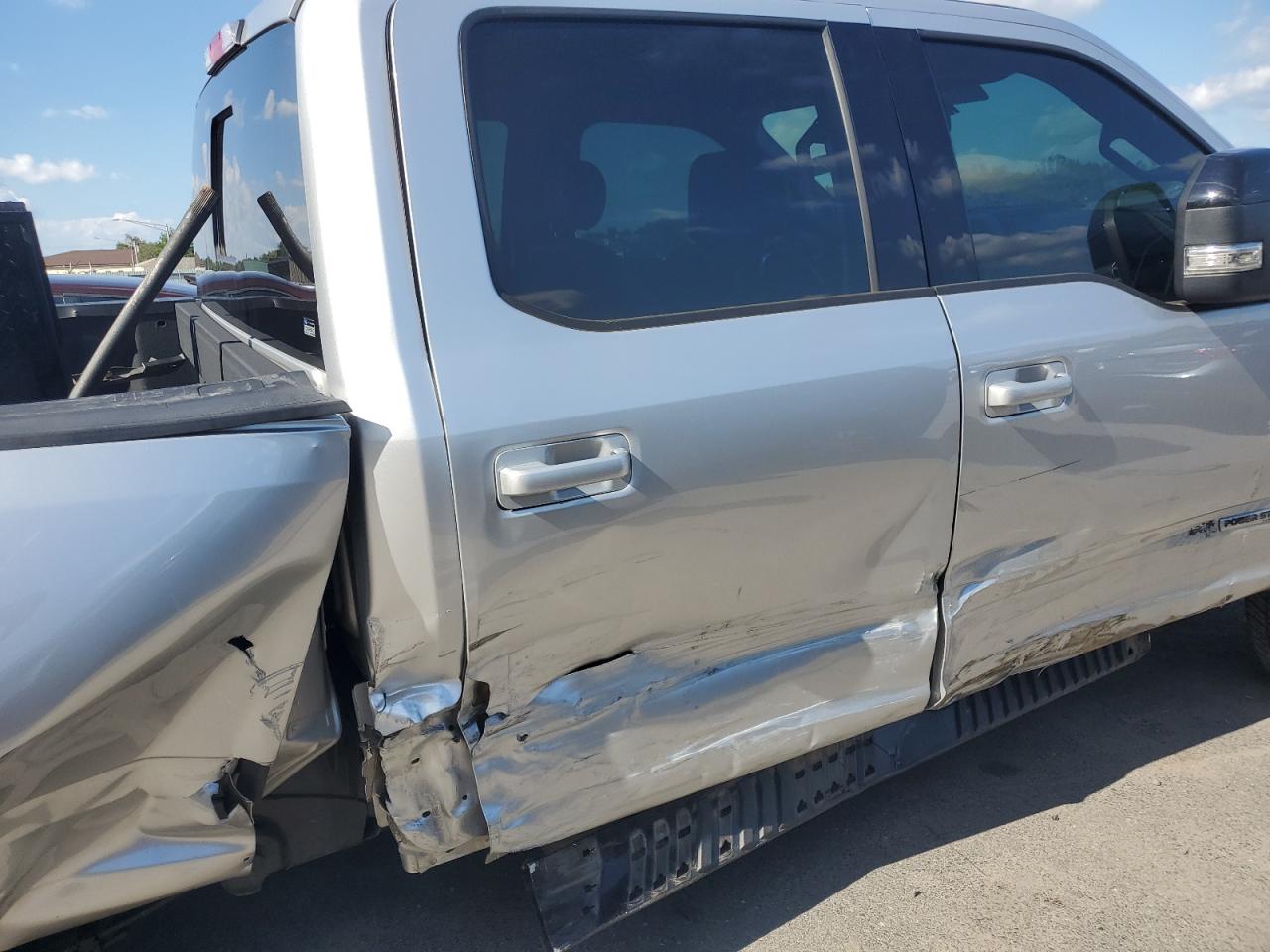 FORD F-250 SUPER DUTY