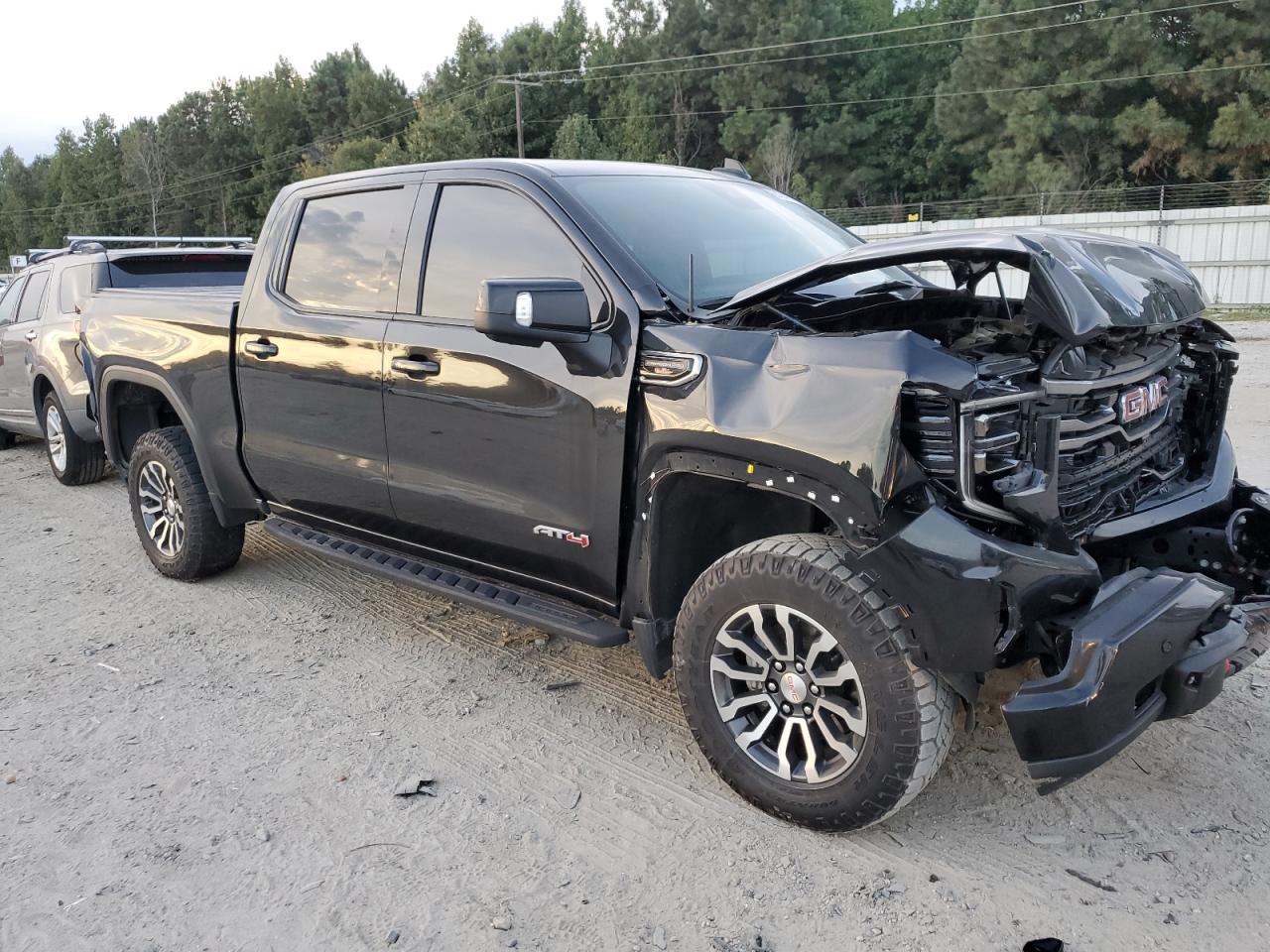 GMC SIERRA K1500 AT4