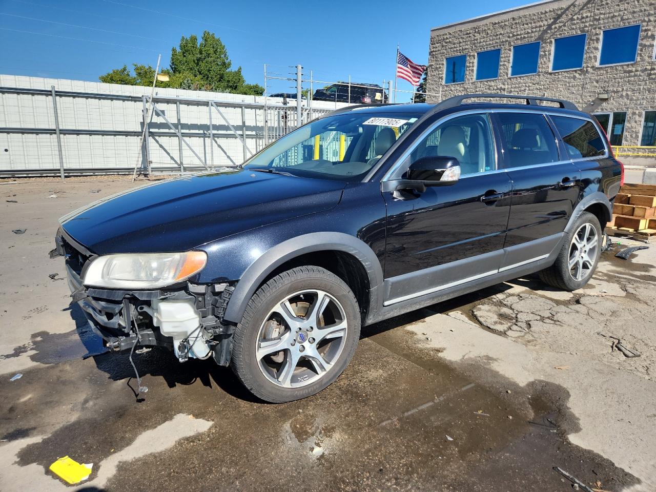 VOLVO XC70 T6