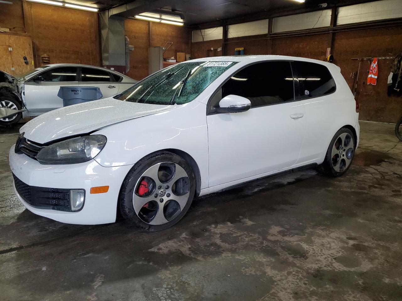 Vehicle photo