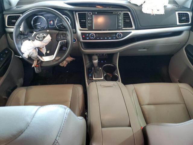 2019 TOYOTA HIGHLANDER SE 5TDJZRFH7KS712324