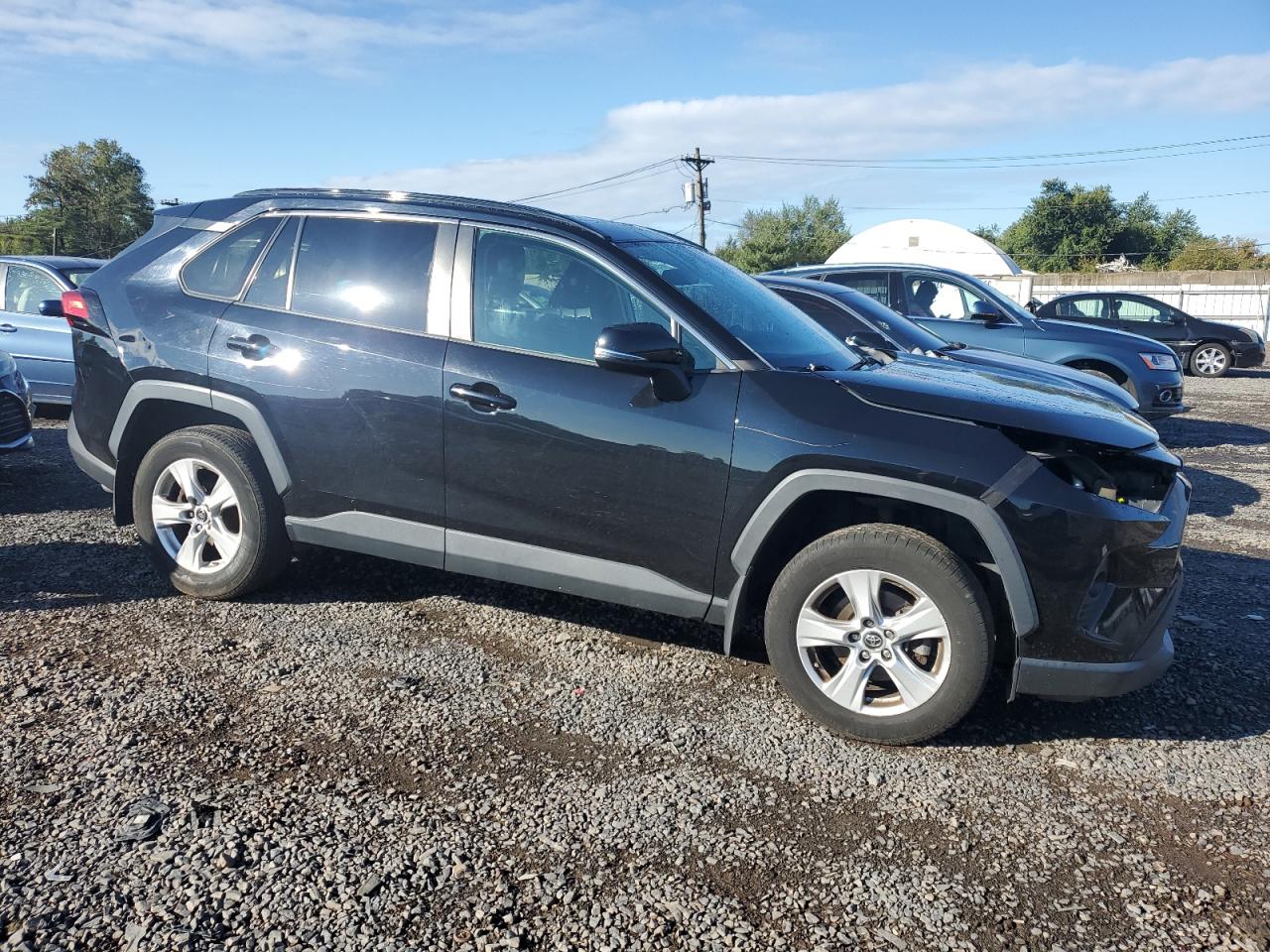 TOYOTA RAV4 XLE