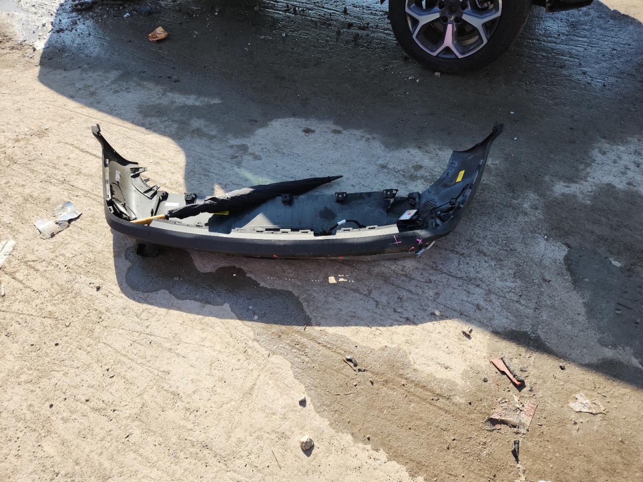 RIVIAN R1S ADVENTURE