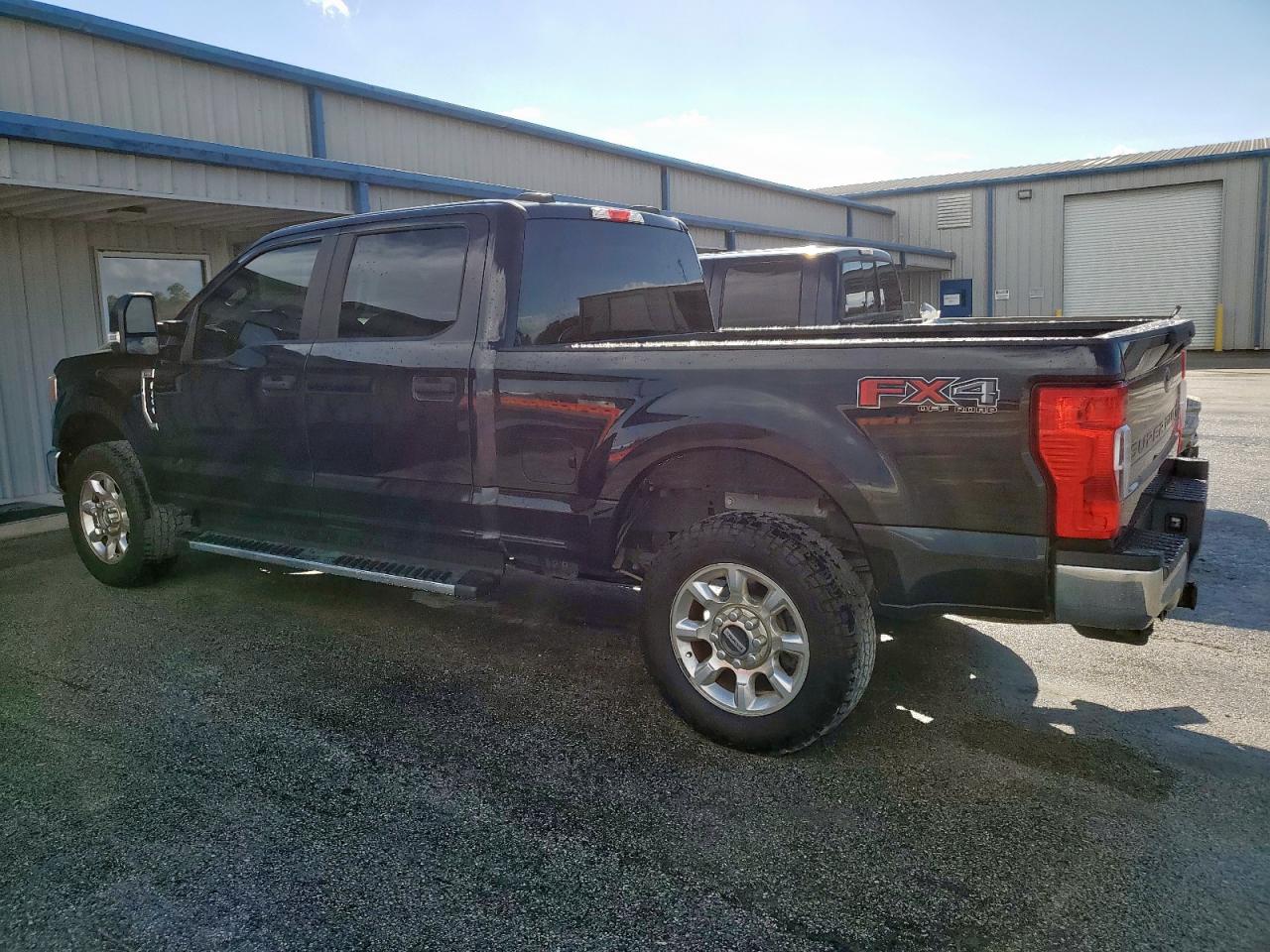FORD F-250 SUPER DUTY