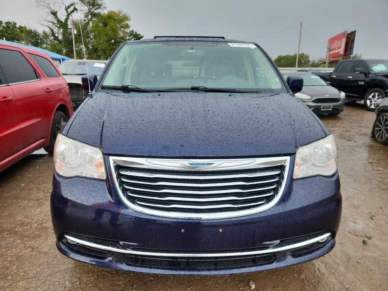 CHRYSLER TOWN & COUNTRY TOURING