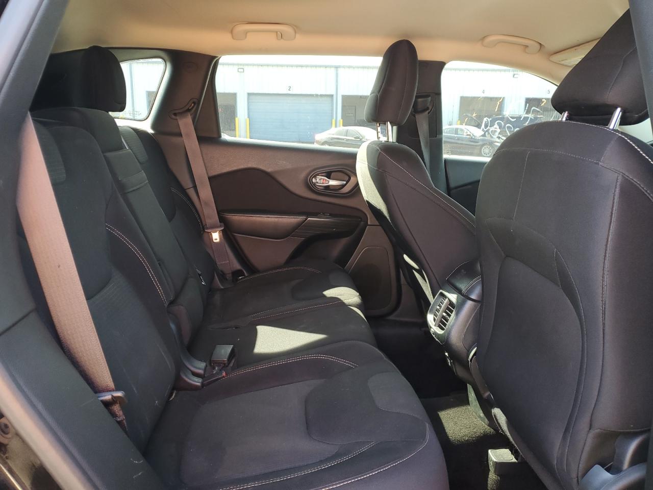 JEEP GRAND CHEROKEE LATITUDE