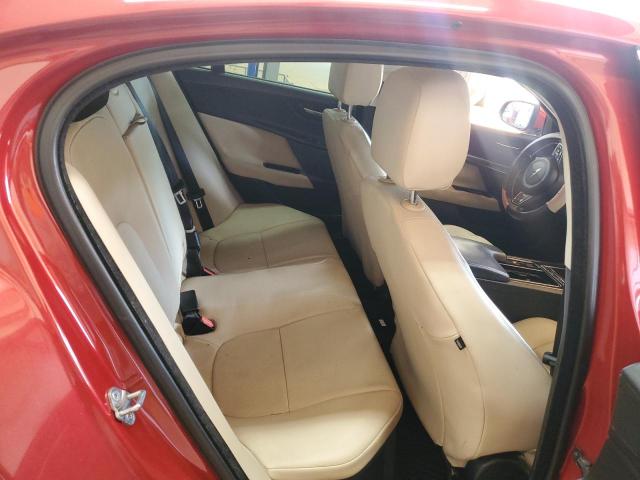 2018 JAGUAR XE PREMIUM SAJAD4FX1JCP34331