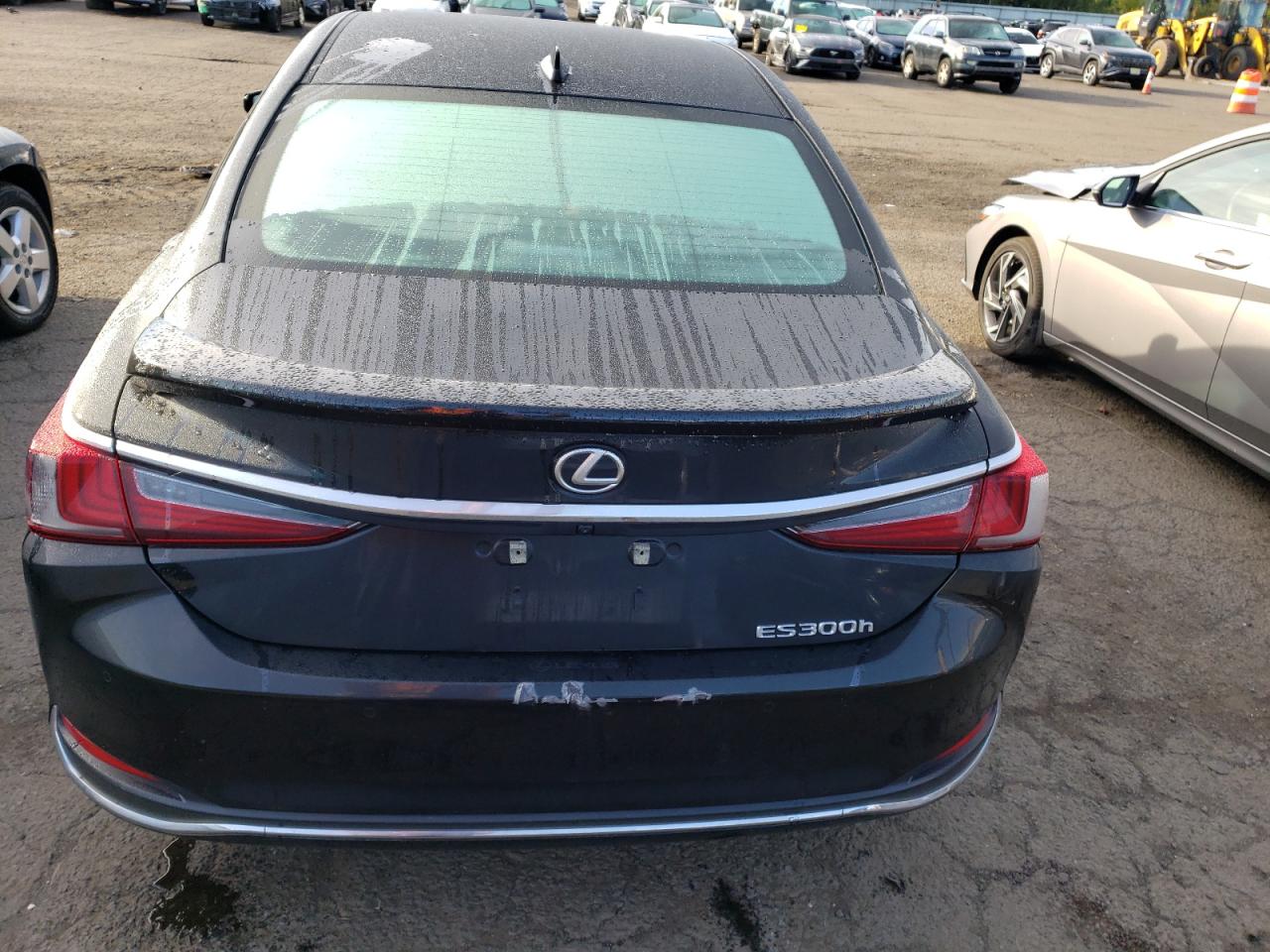 LEXUS ES 300H BASE