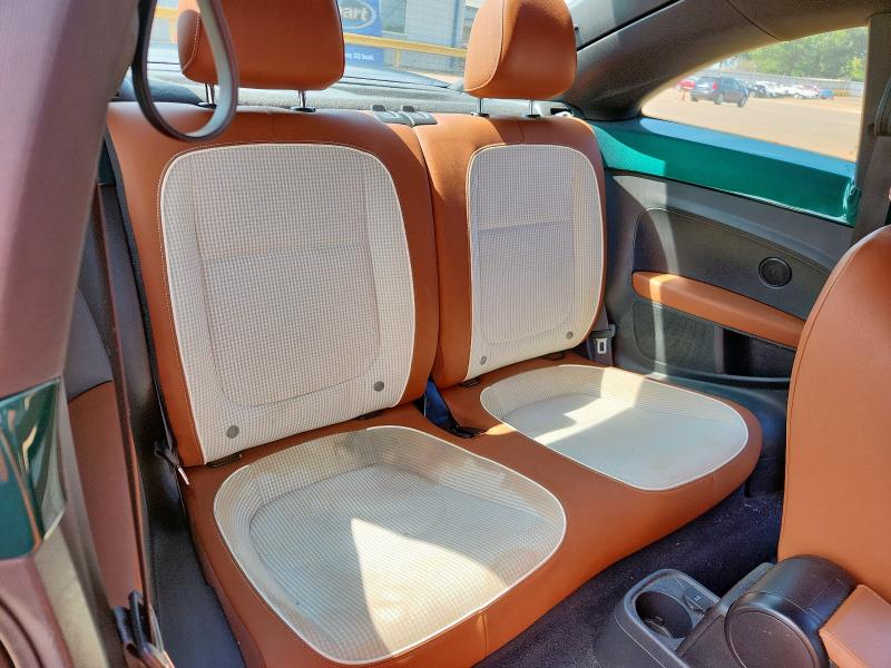 2017 VOLKSWAGEN BEETLE 1.8 3VWF17AT6HM624707