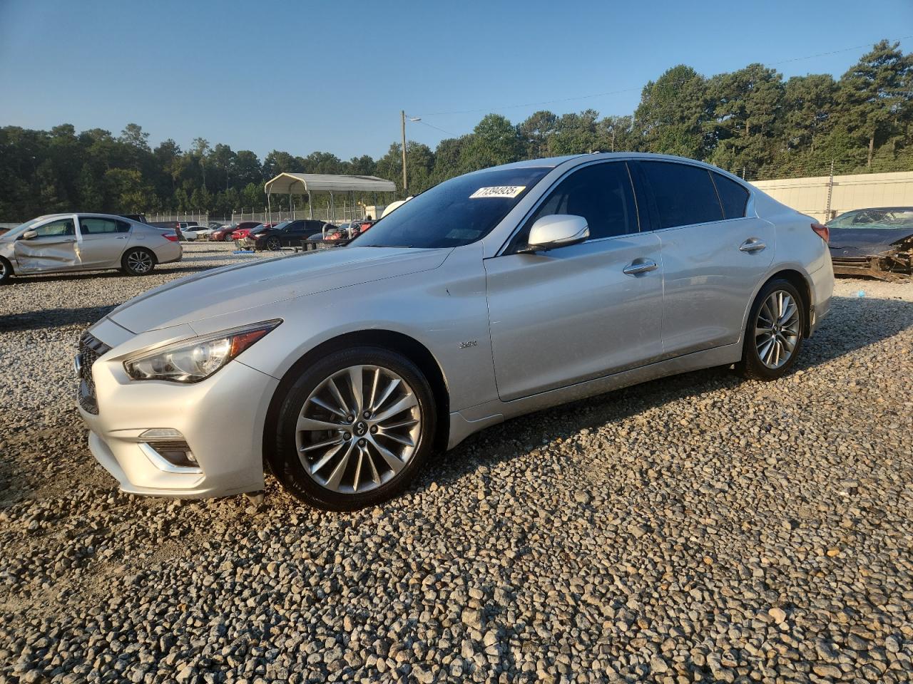 INFINITI Q50 LUXE