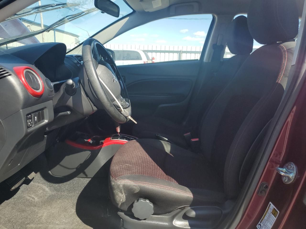 MITSUBISHI MIRAGE LE