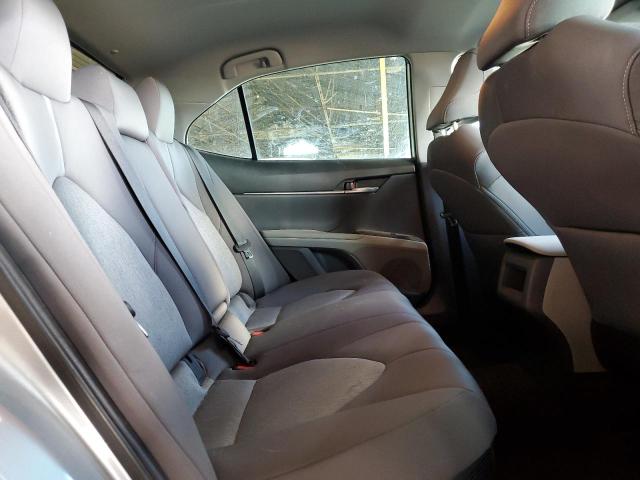 2022 TOYOTA CAMRY LE 4T1C31AK1NU589050