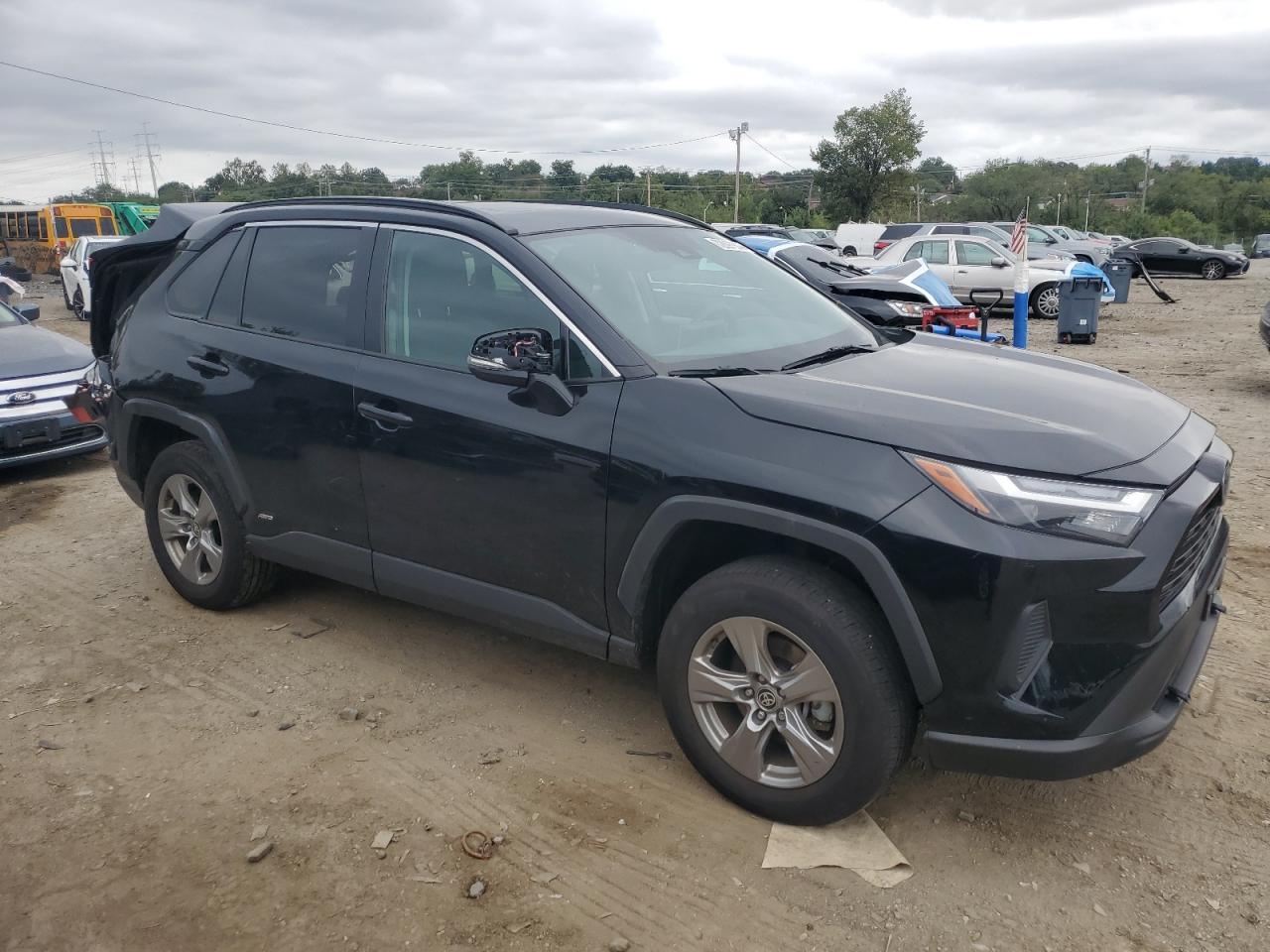 TOYOTA RAV4 XLE