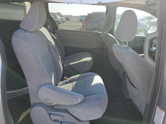 2017 TOYOTA SIENNA LE 5TDKZ3DC1HS871146