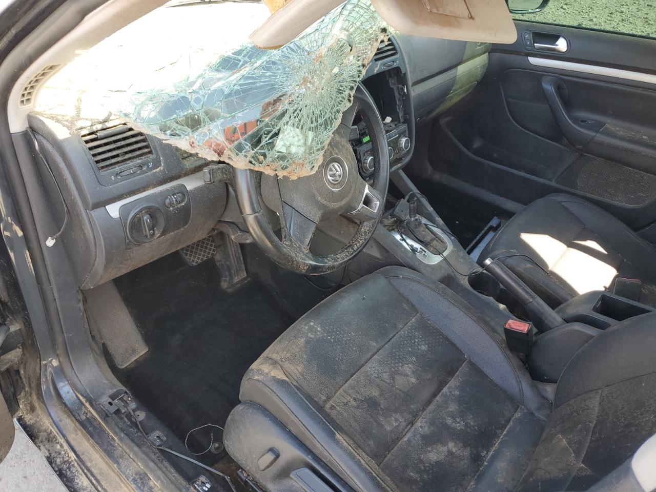 VOLKSWAGEN JETTA LIMITED