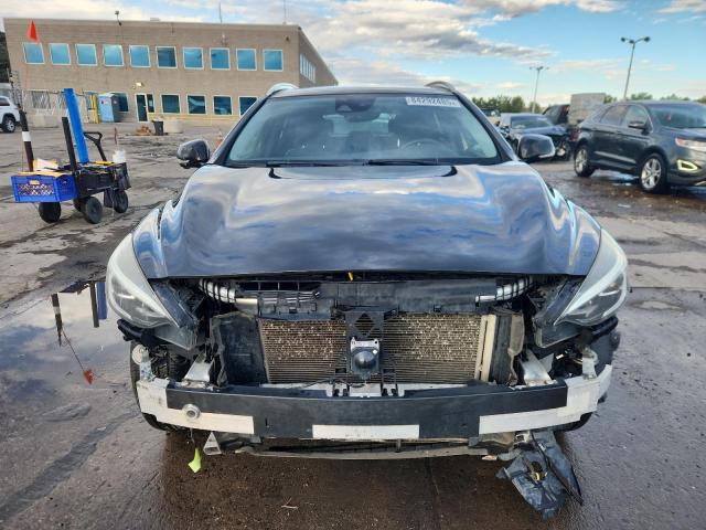 2017 INFINITI QX30 BASE SJKCH5CR1HA026400