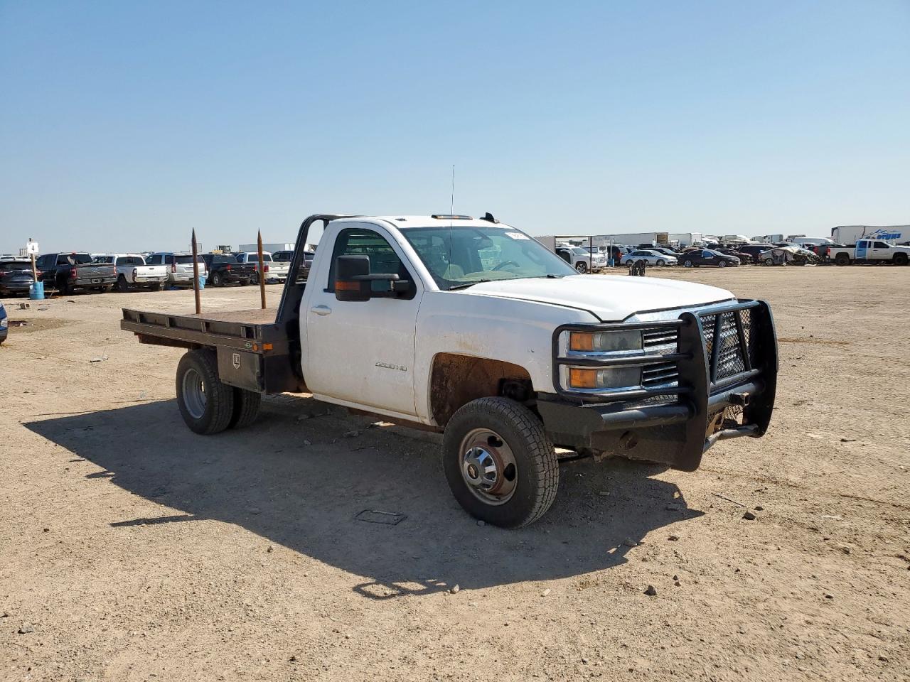 CHEVROLET SILVERADO K3500 LT