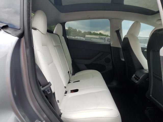 2025 TESLA MODEL Y 7SAYGDEF5SF304631