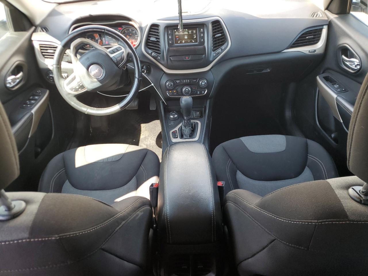 JEEP GRAND CHEROKEE LATITUDE