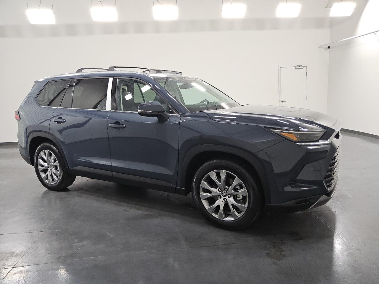 Lot #3308341034 2025 TOYOTA GRAND HIGHLANDER LE