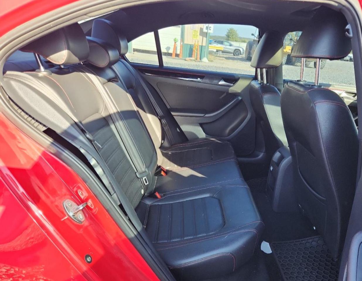 VOLKSWAGEN JETTA GLI