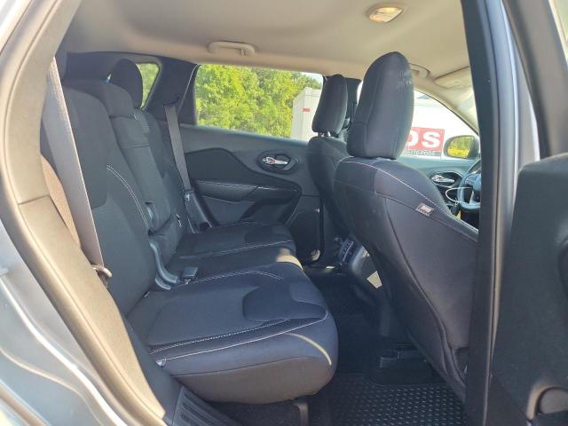 2015 JEEP CHEROKEE LATITUDE 1C4PJLCB6FW532160