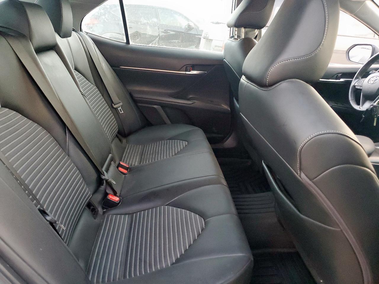 TOYOTA CAMRY SE NIGHT SHADE