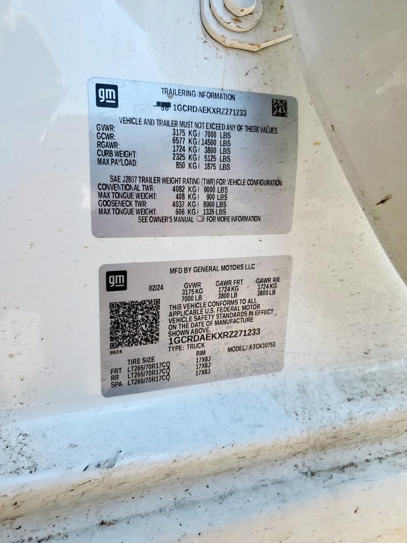 2024 CHEVROLET SILVERADO K1500 1GCRDAEKXRZ271233